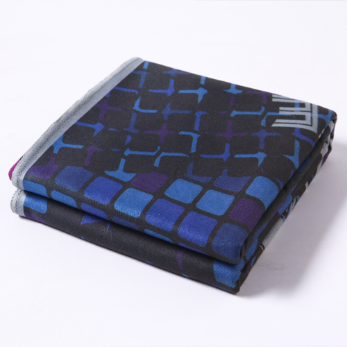 microfiber-sports-traveling-towel-1
