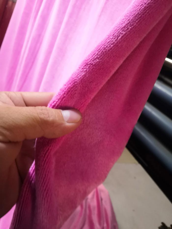 trama com toalha de microfibra de cabelo